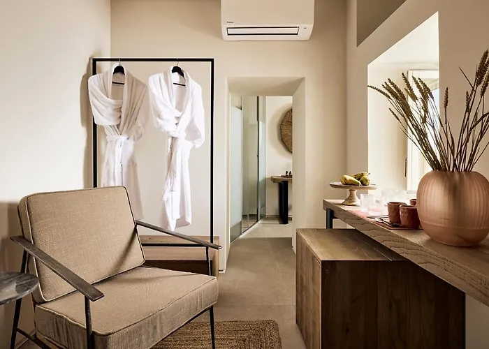 Niove Milos Plaka (Milos)