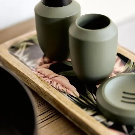 Niove Milos Herberg Plaka (Milos)