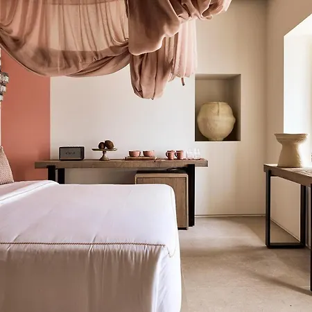 Niove Milos Inn