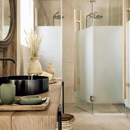 Niove Milos Herberg *