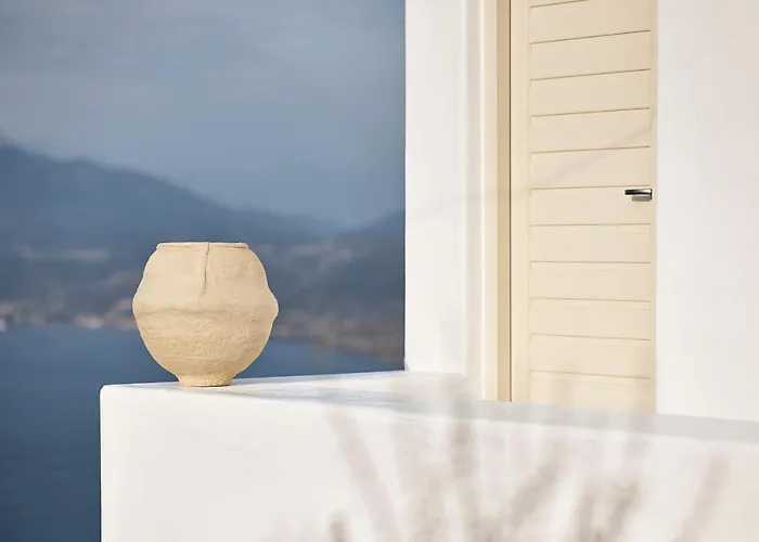 Värdshus Niove Milos Plaka (Milos)