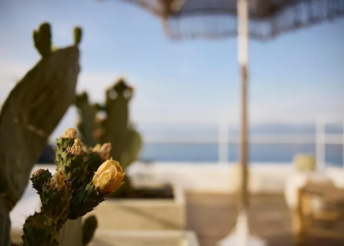 Niove Milos Plaka (Milos)