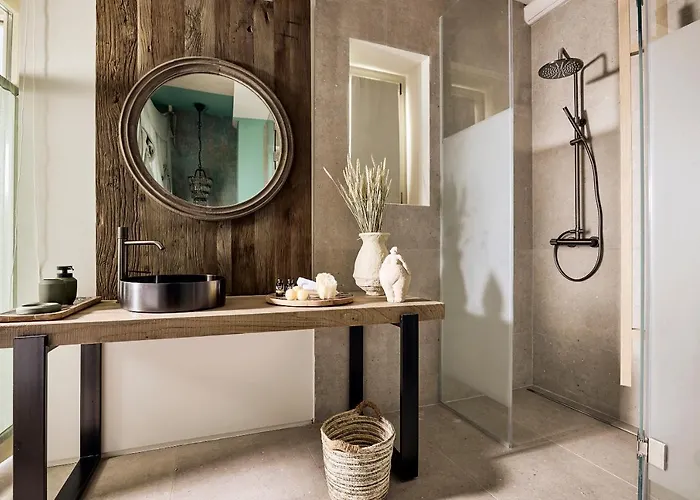 Värdshus Niove Milos Plaka (Milos)